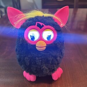 Furby Boom Electronic toy Black Punky pink